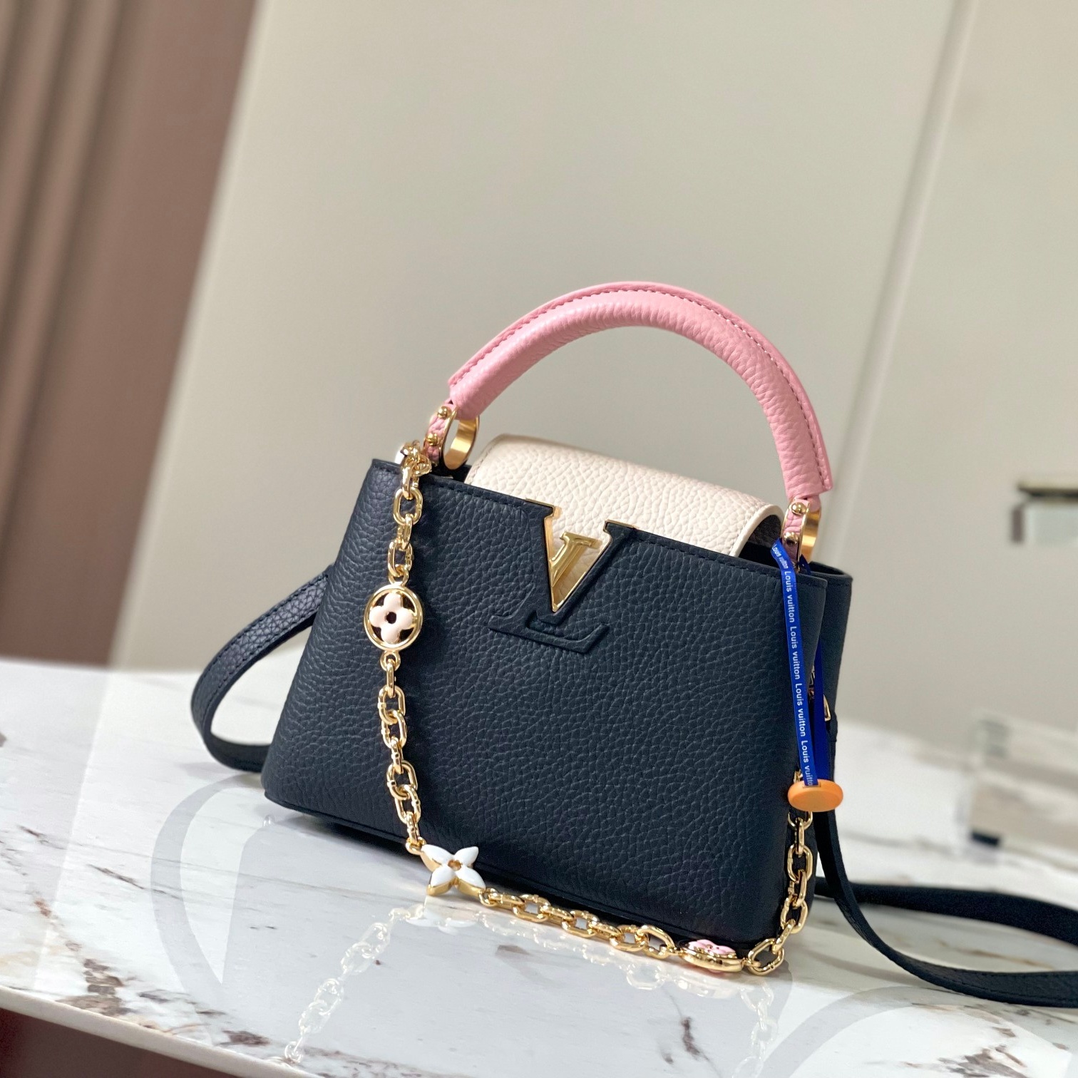 Louis Vuitton Capucines 